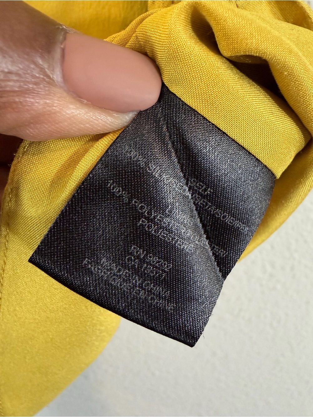 Tibi Yellow Silk Sleeveless Blouse Size 4 Ruffle Accent Tank Office V-Neck - Picture 7 of 9
